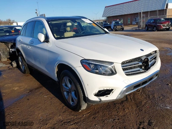 2018 Mercedes-Benz GLC with VIN WDC0G4KB6JV094059, listed as a IAAI auction lot 41759185 with 116,891 mi miles. Bid and sale history available at carsss.com. Image 1.