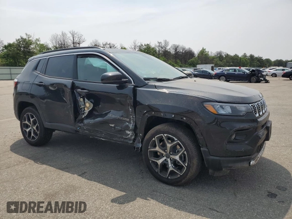 2025 Jeep Compass Limited с VIN 3C4NJDCN1ST502295, выставлен на аукционе Copart как лот 60655365 с пробегом 2 338 миль миль и Списание • Salvage title. История ставок и продаж доступна на DreamBid. Изображение 4.