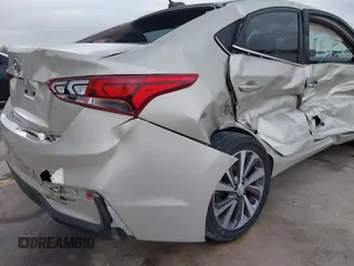 2019 Hyundai Accent Limited with VIN 3KPC34A3XKE046370, listed as a IAAI auction lot 41612539 with 71,270 mi miles. Bid and sale history available at carsss.com. Image 18.
