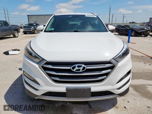 2017 Hyundai Tucson Sport z VIN KM8J33A29HU591930, wystawiony jako Copart lot #60057505 z przebiegiem 70 037 mil mil oraz Szkoda całkowita • Salvage title. Historia ofert i sprzedaży dostępna na DreamBid. Obrazek 5.