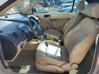 2006 Volkswagen Beetle с VIN 3VWRF31Y96M300408, выставлен на аукционе Copart как лот 86479824 с пробегом 141 935 миль миль и Списание • Salvage title. История ставок и продаж доступна на DreamBid. Изображение 7.
