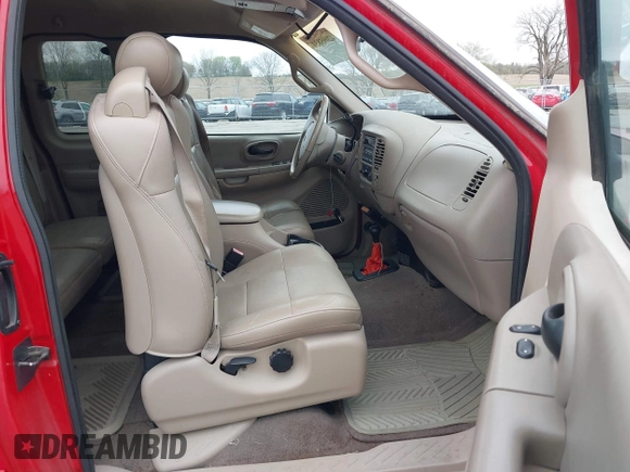 2001 Ford F-150 XL with VIN 2FTRX18L01CA45862, listed as a IAAI auction lot 42095831 with 171,315 mi miles. Bid and sale history available at carsss.com. Image 5.