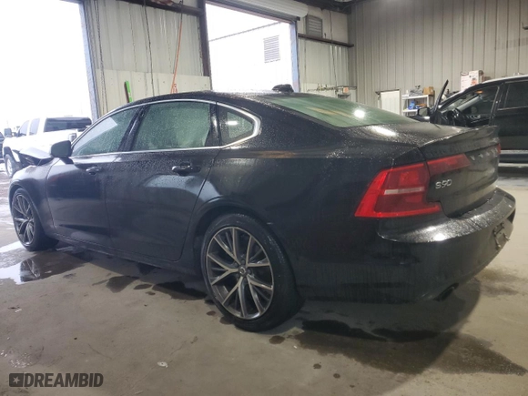 2019 Volvo S90 Momentum with VIN LVY102MK0KP078907, listed as a Copart auction lot 46262725 with 0 mi miles and Salvage Title. Bid and sale history available at carsss.com. Image 2.