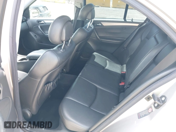 2004 Mercedes-Benz C 230 Kompressor с VIN WDBRF40J64F459900, выставлен на аукционе IAAI как лот 42500575 с пробегом 231 657 миль миль и . История ставок и продаж доступна на DreamBid. Изображение 8.