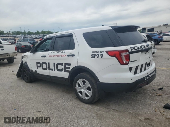2017 Ford Police Interceptor Utility z VIN 1FM5K8AR6HGC63457, wystawiony jako Copart lot #55322445 z przebiegiem 136 618 mil mil oraz Szkody całkowita. Historia ofert i sprzedaży dostępna na DreamBid. Obrazek 2.