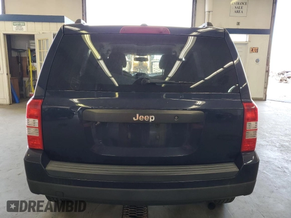 2016 Jeep Patriot Sport SE with VIN 1C4NJPBA6GD792109, listed as a Copart auction lot 59810255 with 125,202 mi miles and Clean title. Bid and sale history available at DreamBid. Image 6.