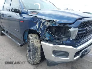 2022 Ram 2500 Tradesman with VIN 3C6UR5CJ5NG131668, listed as a IAAI auction lot 42127596 with 44,015 mi miles and . Bid and sale history available at DreamBid. Image 6.