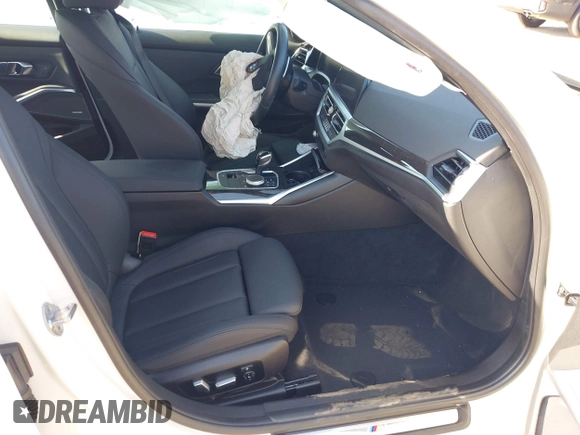 2020 BMW 3 Series 330i с VIN 3MW5R1J04L8B29799, выставлен на аукционе IAAI как лот 42124394 с пробегом 24 783 миль миль и . История ставок и продаж доступна на DreamBid. Изображение 5.