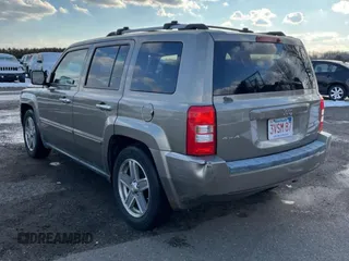 2007 Jeep Patriot Limited with VIN 1J8FF48W57D377413, listed as a Copart auction lot 52953035 with 115,438 mi miles and Clean title. Bid and sale history available at DreamBid. Image 2.