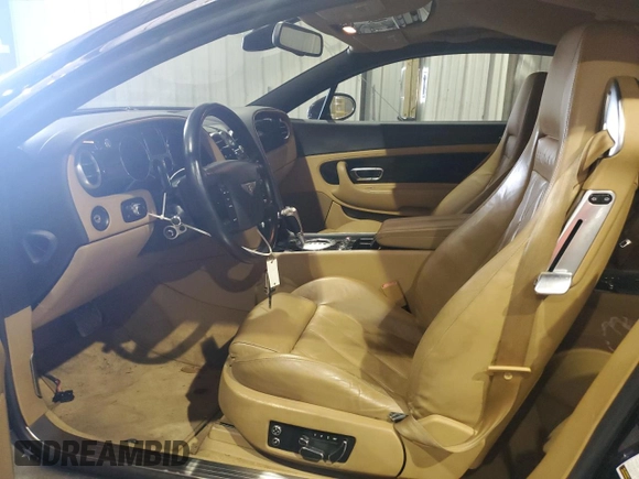 2006 Bentley Continental GT GT z VIN SCBCR63W56C033155, wystawiony jako Copart lot #61441835 z przebiegiem 77 853 mil mil oraz Czysty tytuł • Clean title. Historia ofert i sprzedaży dostępna na DreamBid. Obrazek 7.