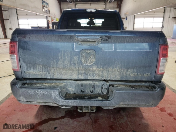 2024 Ram 2500 Big Horn with VIN 3C6UR5DL4RG239656, listed as a Copart auction lot 43509895 with 3,956 mi miles and Salvage Title. Bid and sale history available at carsss.com. Image 6.