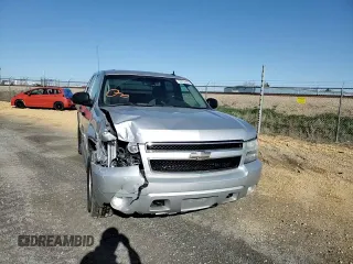 2010 Chevrolet Avalanche LS z VIN 3GNVKEE09AG272010, wystawiony jako Copart lot #52008485 z przebiegiem 152 496 mil mil oraz Szkoda całkowita • Salvage title. Historia ofert i sprzedaży dostępna na DreamBid. Obrazek 11.