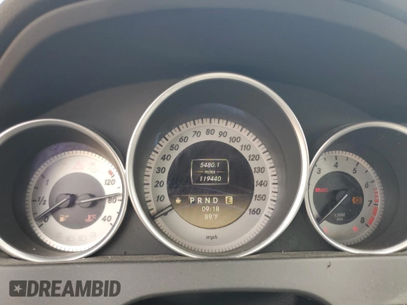 2012 Mercedes-Benz C 250 Sport z VIN WDDGF4HB4CR230804, wystawiony jako Copart lot #55478535 z przebiegiem 119 440 mil mil oraz Szkoda całkowita • Salvage title. Historia ofert i sprzedaży dostępna na DreamBid. Obrazek 9.