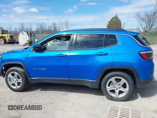 2024 Jeep Compass Latitude with VIN 3C4NJDBNXRT603931, listed as a IAAI auction lot 41987051 with 24,436 mi miles. Bid and sale history available at carsss.com. Image 15.