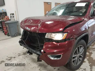 2018 Jeep Grand Cherokee Limited with VIN 1C4RJFBG5JC180707, listed as a IAAI auction lot 41836228 with 133,936 mi miles. Bid and sale history available at carsss.com. Image 6.