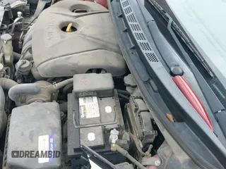 2013 Hyundai Elantra GLS с VIN KMHDH4AE7DU691534, выставлен на аукционе IAAI как лот 42767699 с пробегом 136 536 миль миль и . История ставок и продаж доступна на DreamBid. Изображение 19.