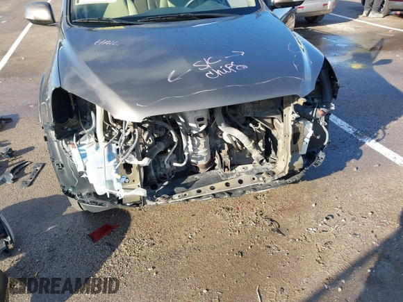 2011 Toyota RAV4 Ltd with VIN 2T3DF4DV1BW144958, listed as a IAAI auction lot 41107903 with 72,074 mi miles. Bid and sale history available at carsss.com. Image 6.