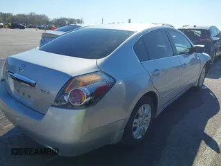 2010 Nissan Altima S with VIN 1N4AL2AP2AN465652, listed as a IAAI auction lot 41876793 with 137,364 mi miles and . Bid and sale history available at DreamBid. Image 4.