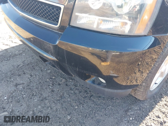 2008 Chevrolet Tahoe LTZ with VIN 1GNFK13088J168021, listed as a IAAI auction lot 41604583 with Not provided miles and . Bid and sale history available at DreamBid. Image 6.