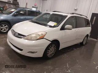 2009 Toyota Sienna XLE с VIN 5TDZK22C99S241277, выставлен на аукционе IAAI как лот 42300156 с пробегом 175 408 миль миль и . История ставок и продаж доступна на DreamBid. Изображение 18.