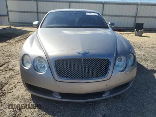 2005 Bentley Continental GT GT z VIN SCBCR63W85C027848, wystawiony jako Copart lot #53891185 z przebiegiem 69 216 mil mil oraz Czysty tytuł • Clean title. Historia ofert i sprzedaży dostępna na DreamBid. Obrazek 5.