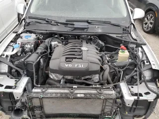 2016 Volkswagen Touareg Sport with VIN WVGEF9BP4GD010645, listed as a Copart auction lot 43271015 with 52,803 mi miles and Salvage Title. Bid and sale history available at DreamBid. Image 11.