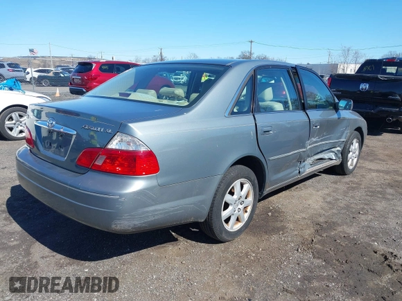 2004 Toyota Avalon XL z VIN 4T1BF28B84U389084, wystawiony jako IAAI lot #41839240 z przebiegiem 140 435 mil mil oraz . Historia ofert i sprzedaży dostępna na DreamBid. Obrazek 4.