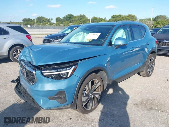2024 Volvo XC40 Plus Bright Theme with VIN YV4L12UE3R2342939, listed as a IAAI auction lot 41527678 with 2,234 mi miles. Bid and sale history available at carsss.com. Image 17.