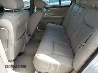 2008 Cadillac DTS 1SE z VIN 1G6KD57998U155183, wystawiony jako Copart lot #70440454 z przebiegiem 189 712 mil mil oraz Szkoda całkowita • Salvage title. Historia ofert i sprzedaży dostępna na DreamBid. Obrazek 10.