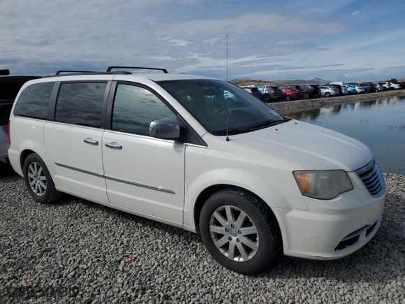 2011 Chrysler Town & Country Touring-L with VIN 2A4RR8DG7BR799698, listed as a Copart auction lot 47855425 with 149,391 mi miles and Salvage Title. Bid and sale history available at carsss.com. Image 4.