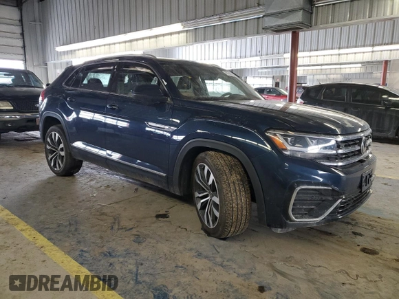 2022 Volkswagen Atlas SEL Premium R-Line with VIN 1V2FE2CA2NC208252, listed as a Copart auction lot 44740735 with Not provided miles and Salvage title. Bid and sale history available at DreamBid. Image 4.