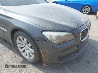 2013 BMW 7 Series 750i z VIN WBAYA8C57DC996601, wystawiony jako IAAI lot #42497017 z przebiegiem 137 222 mil mil oraz . Historia ofert i sprzedaży dostępna na DreamBid. Obrazek 13.