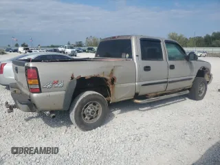 2005 GMC Sierra 1500HD SLT z VIN 1GTGK13U25F895511, wystawiony jako Copart lot #72173084 z przebiegiem 188 070 mil mil oraz Tytuł czysty. Historia ofert i sprzedaży dostępna na DreamBid. Obrazek 3.