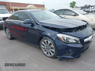 2018 Mercedes-Benz CLA 250 z VIN WDDSJ4EB4JN637135, wystawiony jako IAAI lot #42385034 z przebiegiem 79 734 mil mil oraz . Historia ofert i sprzedaży dostępna na DreamBid. Obrazek 1.