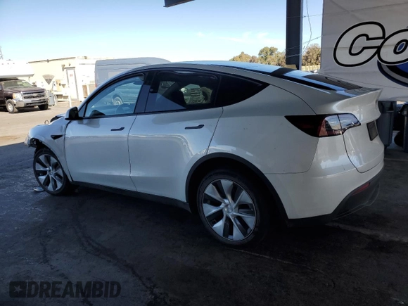 2024 Tesla Model Y Long Range с VIN 7SAYGDEE0RF981488, выставлен на аукционе Copart как лот 58704135 с пробегом 21 417 миль миль и Списание • Salvage title. История ставок и продаж доступна на DreamBid. Изображение 2.