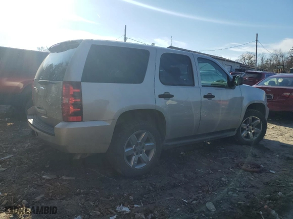 2009 Chevrolet Tahoe Special Service Vehicle with VIN 1GNFK03059R262550, listed as a Copart auction lot 78851314 with 121,609 mi miles and Salvage Title. Bid and sale history available at carsss.com. Image 3.