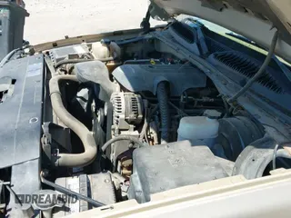 2005 Chevrolet Silverado 1500 LS с VIN 2GCEC19V551331833, выставлен на аукционе IAAI как лот 42996588 с пробегом 193 293 миль миль и . История ставок и продаж доступна на DreamBid. Изображение 13.