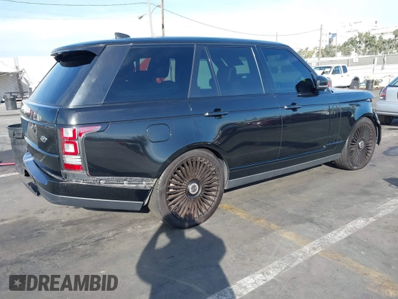 2017 Land Rover Range Rover HSE z VIN SALGS2FV4HA377727, wystawiony jako IAAI lot #41196717 z przebiegiem 117 119 mil mil oraz . Historia ofert i sprzedaży dostępna na DreamBid. Obrazek 4.