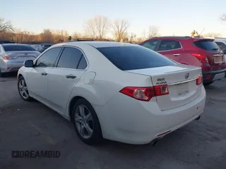2011 Acura TSX z VIN JH4CU2E66BC008226, wystawiony jako IAAI lot #41725963 z przebiegiem 219 809 mil mil oraz . Historia ofert i sprzedaży dostępna na DreamBid. Obrazek 3.