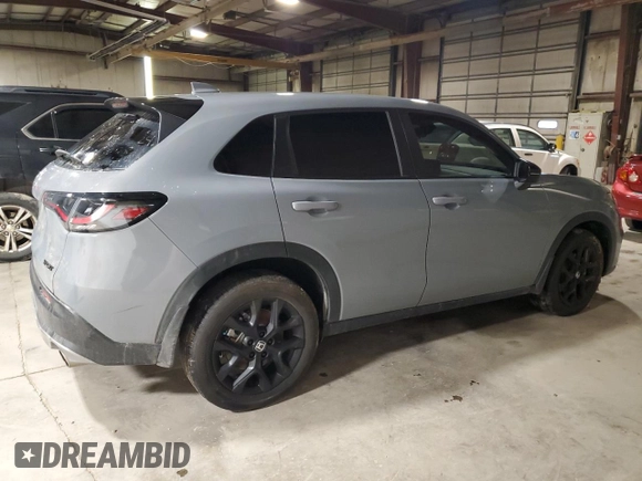 2024 Honda HR-V Sport with VIN 3CZRZ2H55RM711898, listed as a Copart auction lot 43738665 with Not Provided miles and Salvage Title. Bid and sale history available at carsss.com. Image 3.