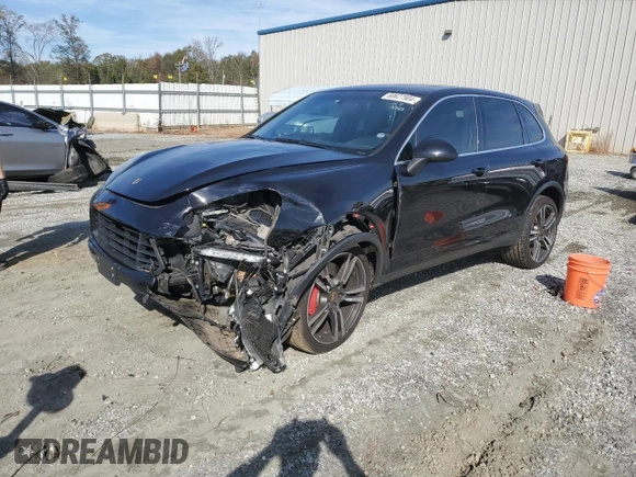 2012 Porsche Cayenne Turbo z VIN WP1AC2A2XCLA83901, wystawiony jako Copart lot #80627904 z przebiegiem 142 352 mil mil oraz Szkoda całkowita • Salvage title. Historia ofert i sprzedaży dostępna na DreamBid. Obrazek 1.