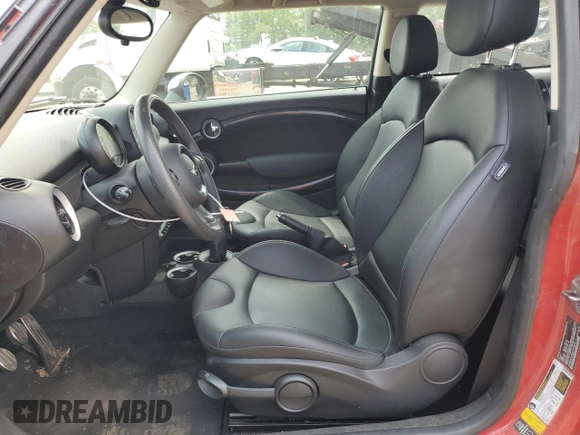 2013 MINI Hardtop S with VIN WMWSV3C59DT479278, listed as a Copart auction lot 60031535 with 82,166 mi miles and Salvage title. Bid and sale history available at DreamBid. Image 7.