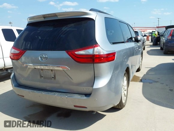 2016 Toyota Sienna XLE with VIN 5TDYK3DC5GS763674, listed as a IAAI auction lot 42035115 with 133,120 mi miles. Bid and sale history available at carsss.com. Image 4.