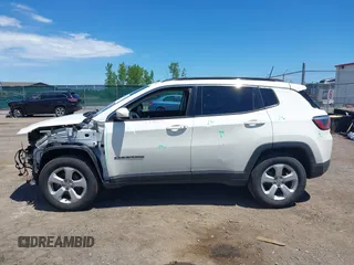 2020 Jeep Compass Latitude with VIN 3C4NJDBBXLT219466, listed as a IAAI auction lot 39766901 with 147,492 mi miles and . Bid and sale history available at DreamBid. Image 15.