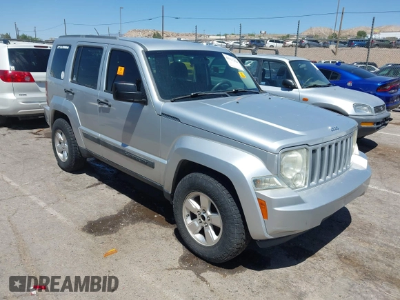 2012 Jeep Liberty Sport Latitude z VIN 1C4PJMAK2CW158599, wystawiony jako IAAI lot #42327424 z przebiegiem 118 960 mil mil oraz . Historia ofert i sprzedaży dostępna na DreamBid. Obrazek 1.