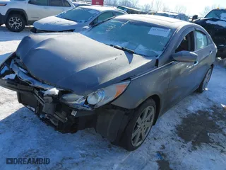 2012 Hyundai Sonata 2.0T SE with VIN 5NPEC4AB7CH471638, listed as a IAAI auction lot 41259304 with 146,107 mi miles. Bid and sale history available at carsss.com. Image 16.