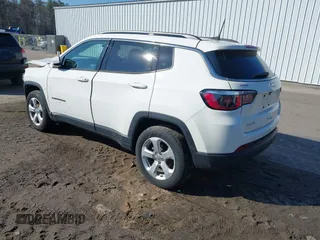2020 Jeep Compass Latitude with VIN 3C4NJDBB0LT145359, listed as a IAAI auction lot 41747803 with 53,643 mi miles. Bid and sale history available at carsss.com. Image 3.