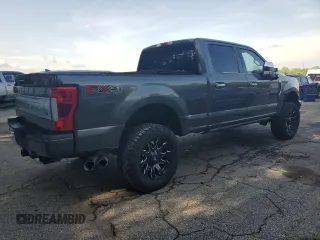 2017 Ford F-250 Lariat z VIN 1FT7W2BT6HEC42340, wystawiony jako Copart lot #55490145 z przebiegiem 83 750 mil mil oraz Tytuł czysty. Historia ofert i sprzedaży dostępna na DreamBid. Obrazek 3.