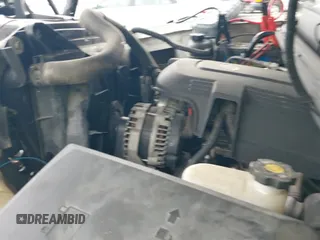 2007 GMC Sierra 1500 SLE1 z VIN 2GTEC13C371713921, wystawiony jako IAAI lot #42480643 z przebiegiem 251 872 mil mil oraz . Historia ofert i sprzedaży dostępna na DreamBid. Obrazek 20.