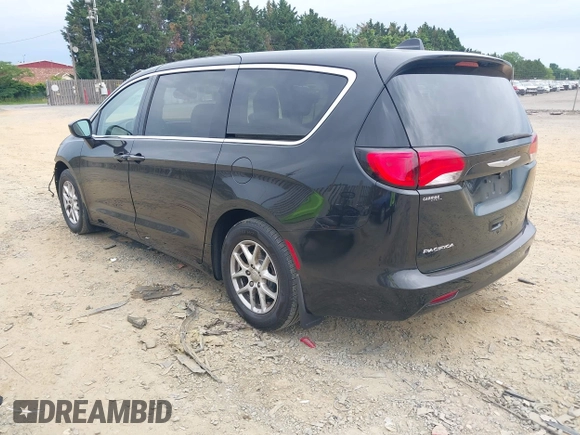2017 Chrysler Pacifica Touring with VIN 2C4RC1DG8HR502333, listed as a IAAI auction lot 42357607 with 105,266 mi miles and . Bid and sale history available at DreamBid. Image 3.